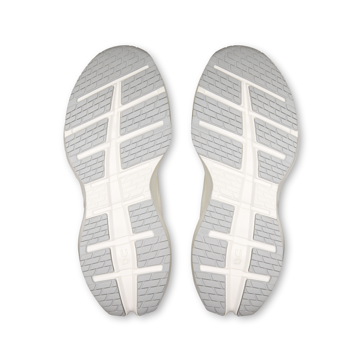 On Cloudrunner 3 Max White Glacier – photo 3