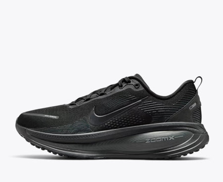 Nike Vomero 18 Triple Black