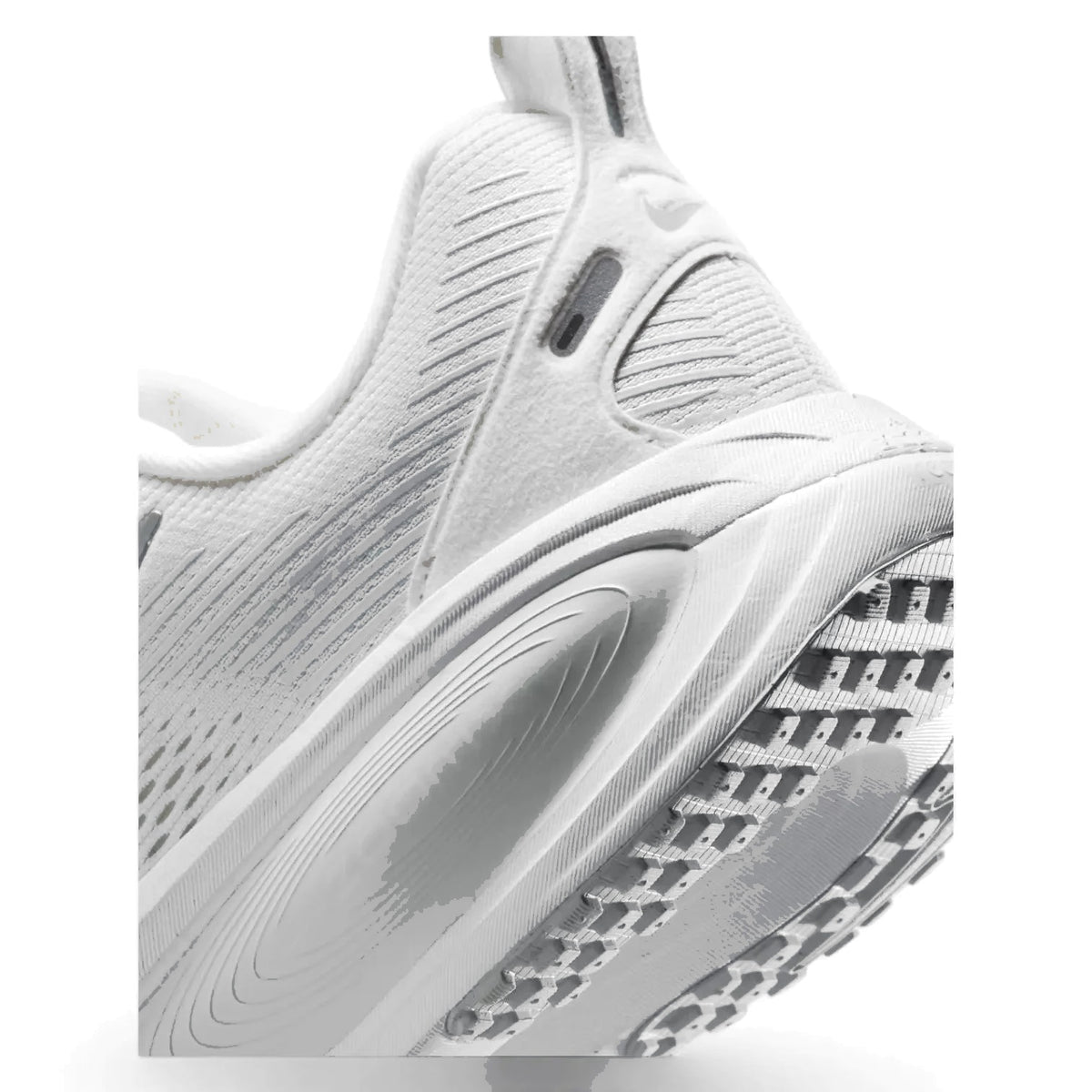 Nike Vomero 18 White Metallic Silver Photon Dust