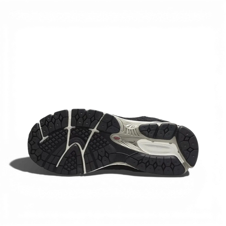 New Balance NB 2002R Protection - Black and Grey - Running Shoes