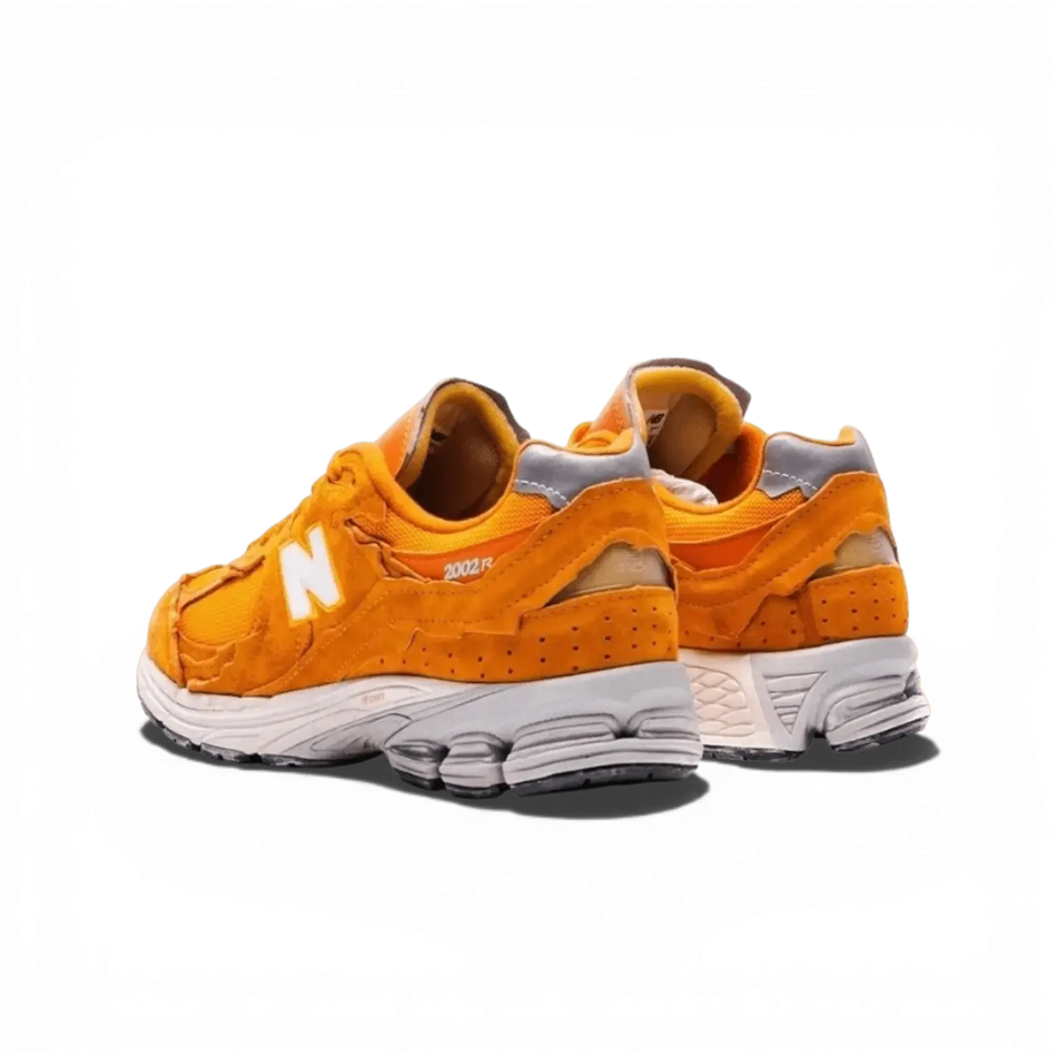 New Balance NB 2002R Protection - Orange - Running Shoes