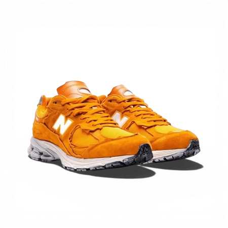 New Balance NB 2002R Protection - Orange - Running Shoes