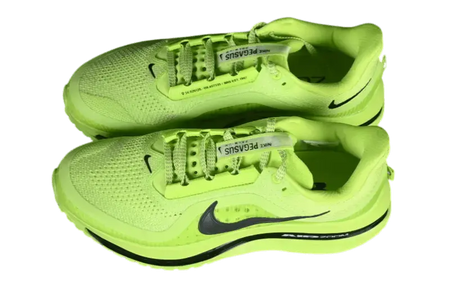 Nike Pegasus Premium Volt Black - Running Shoes