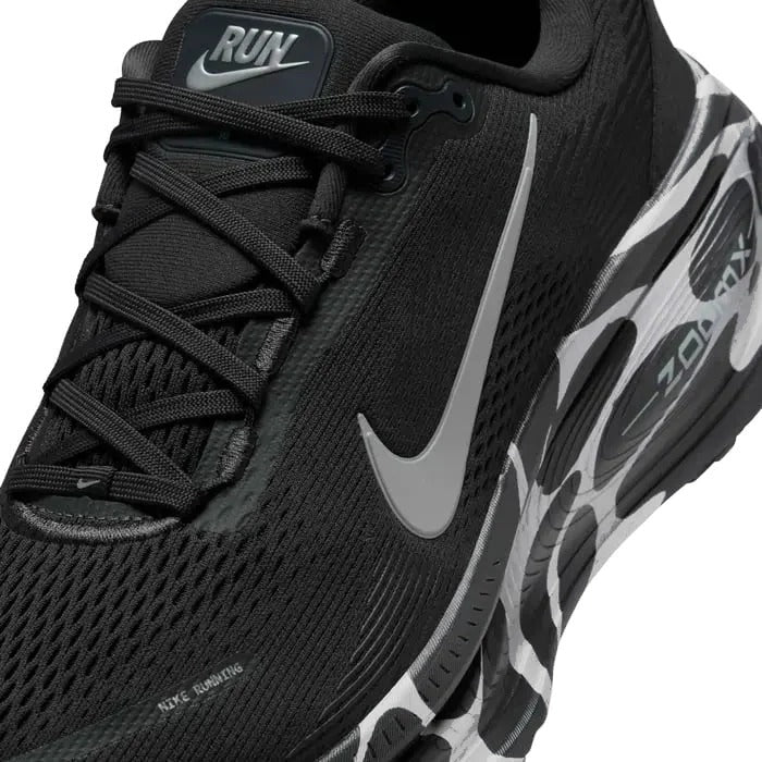 Nike Vomero 18 Anthracite - Running Shoes