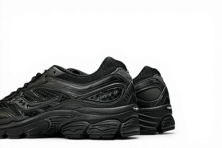 Saucony ProGrid Omni 9 Armor Black – Retro Runner - Running Shoes