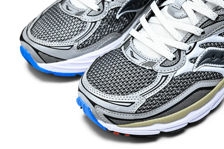 Saucony ProGrid Omni 9 Metallic Grey Silver – Sneaker - Running Shoes